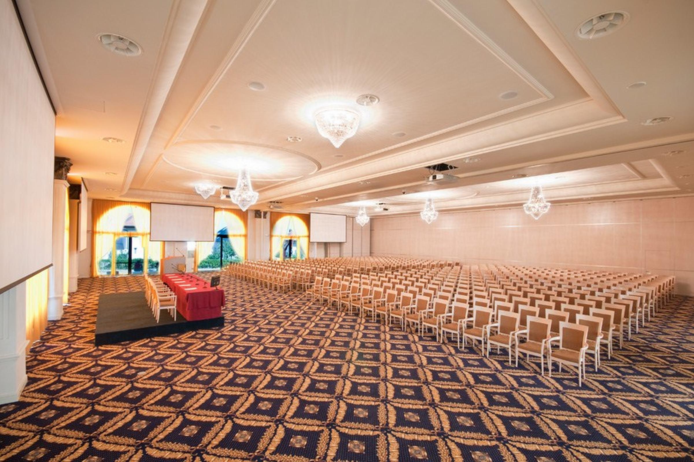Grand Hotel Italia Cluj-Napoca Exterior foto The ballroom