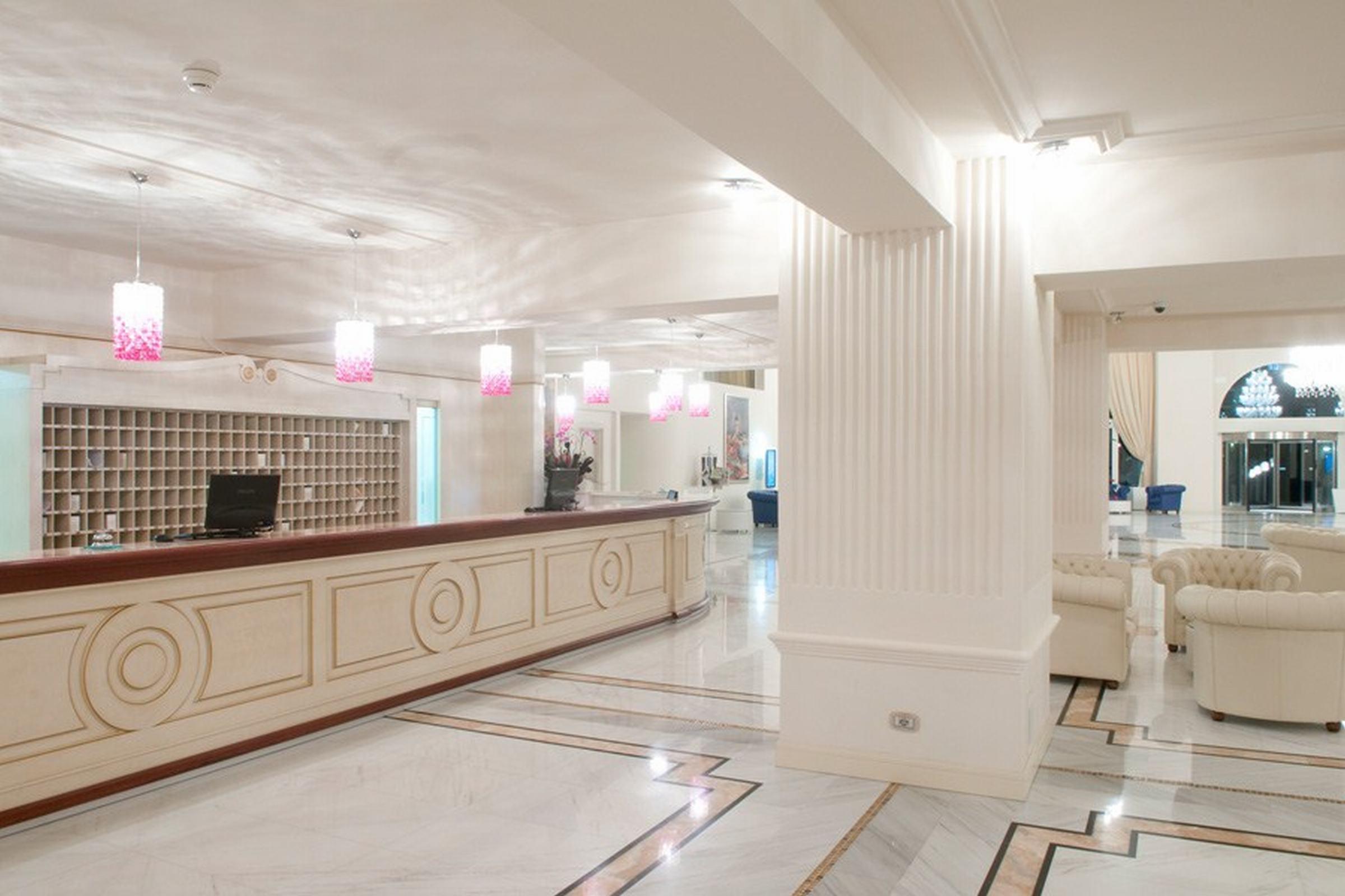 Grand Hotel Italia Cluj-Napoca Exterior foto
