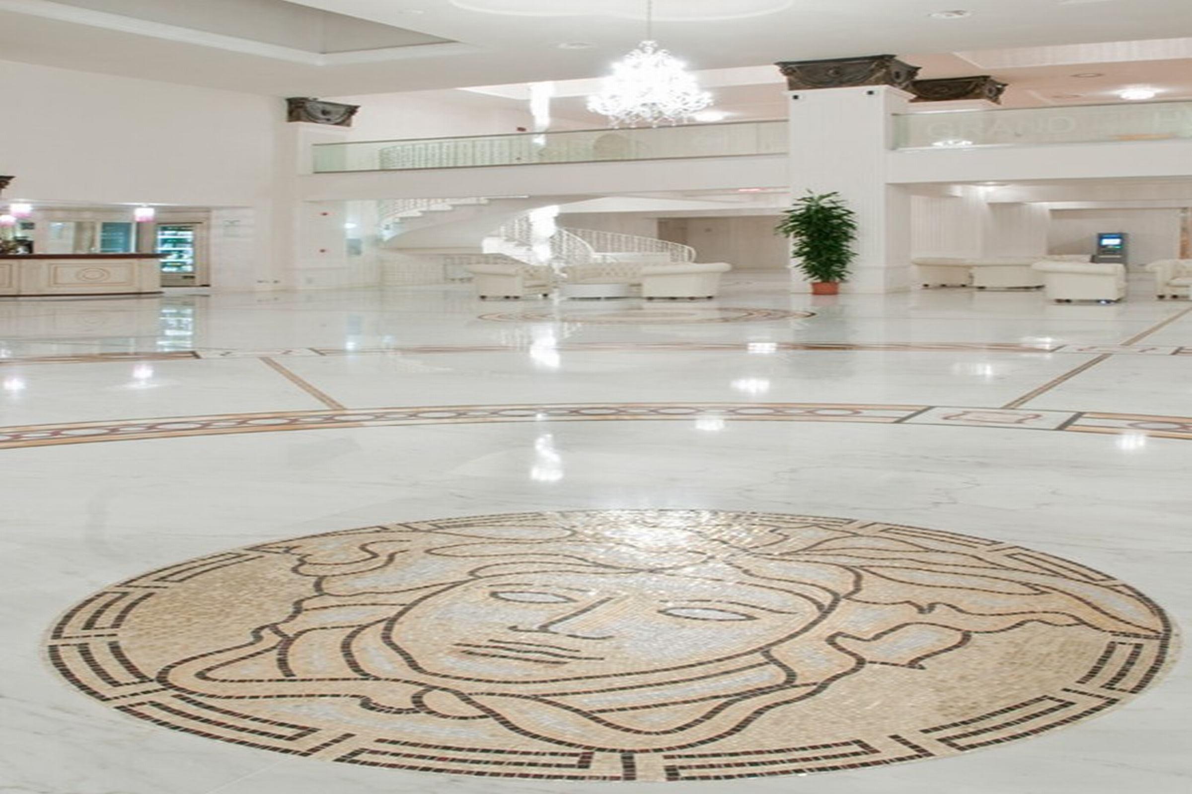 Grand Hotel Italia Cluj-Napoca Exterior foto Interior of the hotel