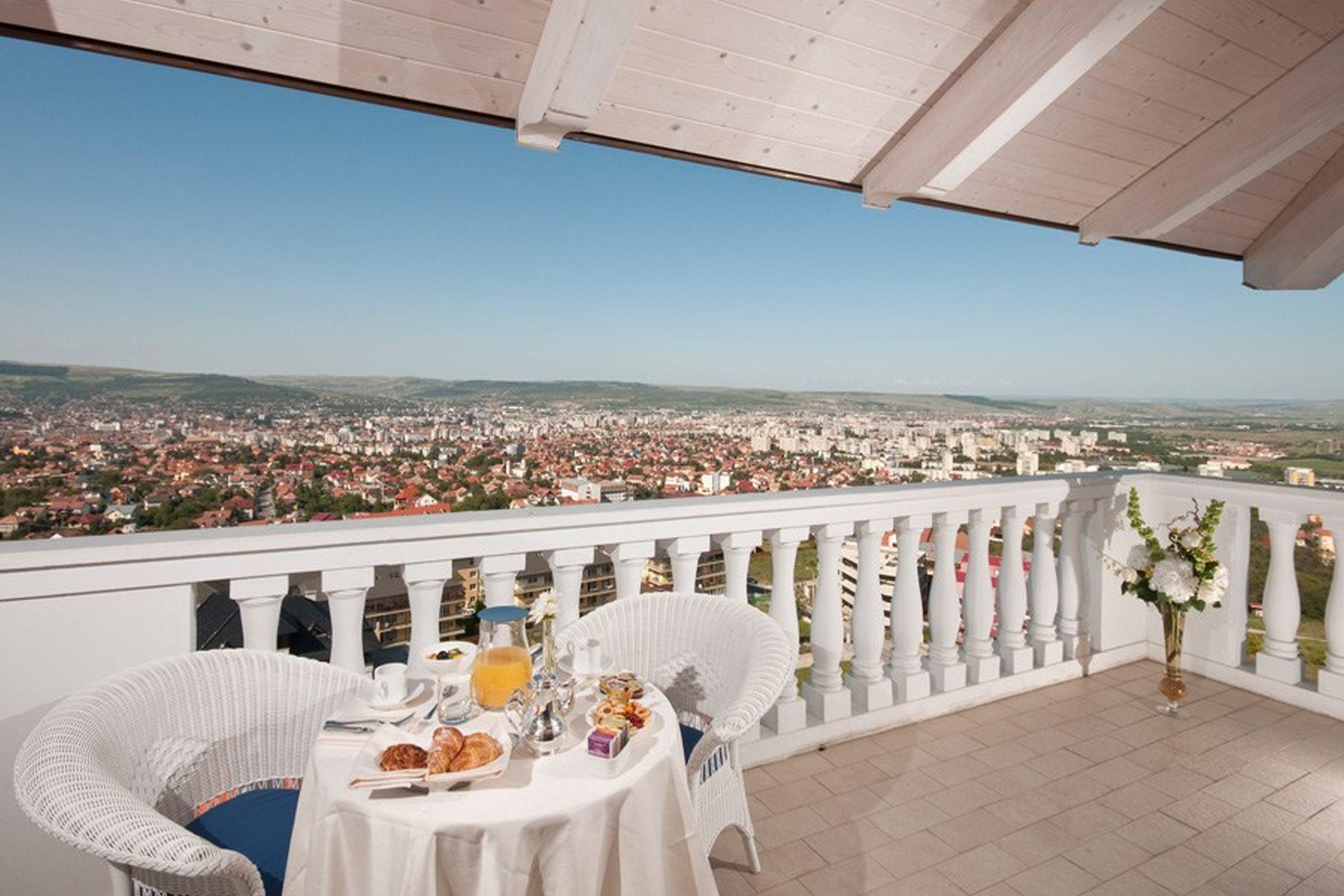 Grand Hotel Italia Cluj-Napoca Exterior foto View from the hotel