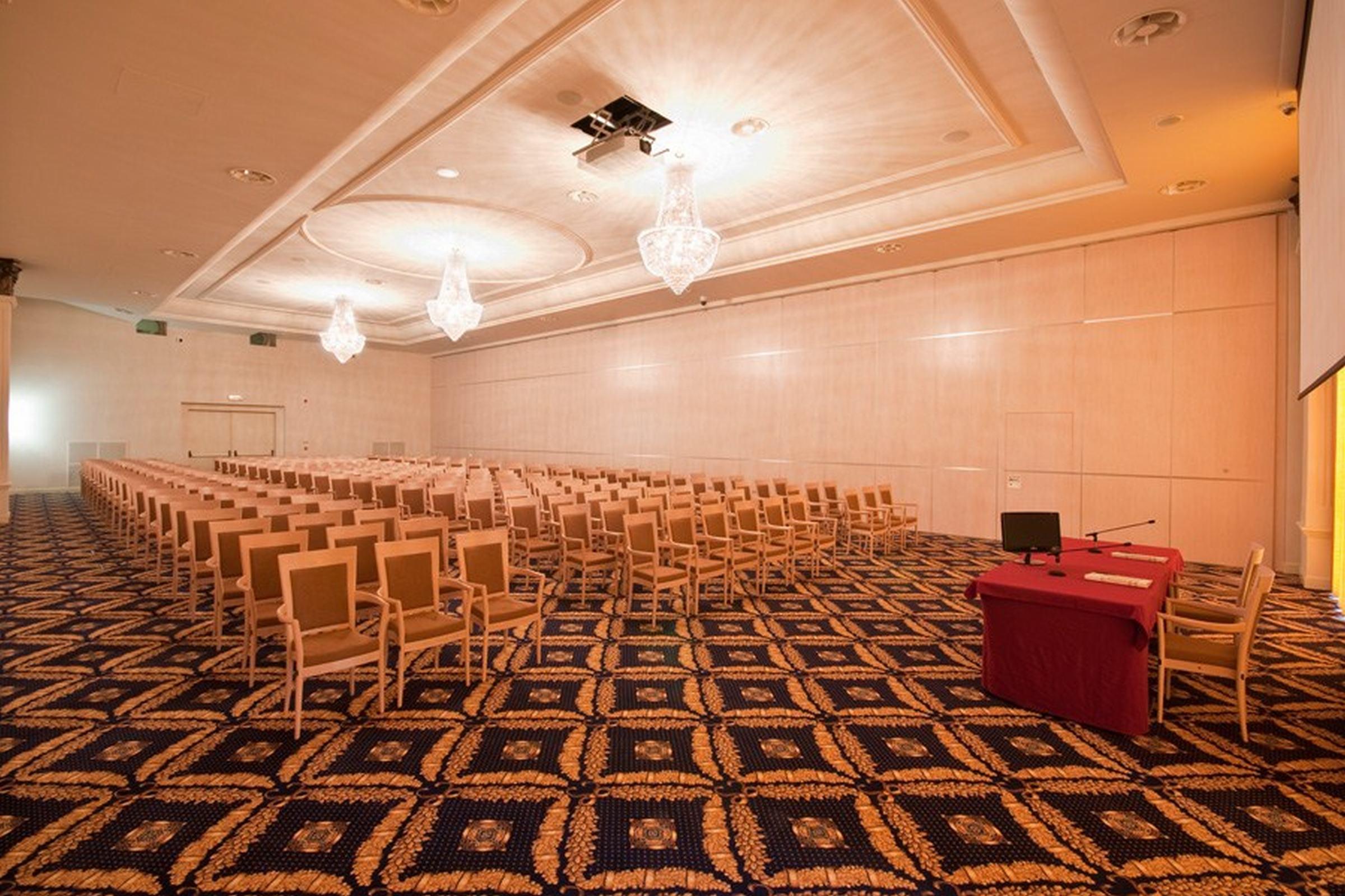 Grand Hotel Italia Cluj-Napoca Exterior foto The ballroom